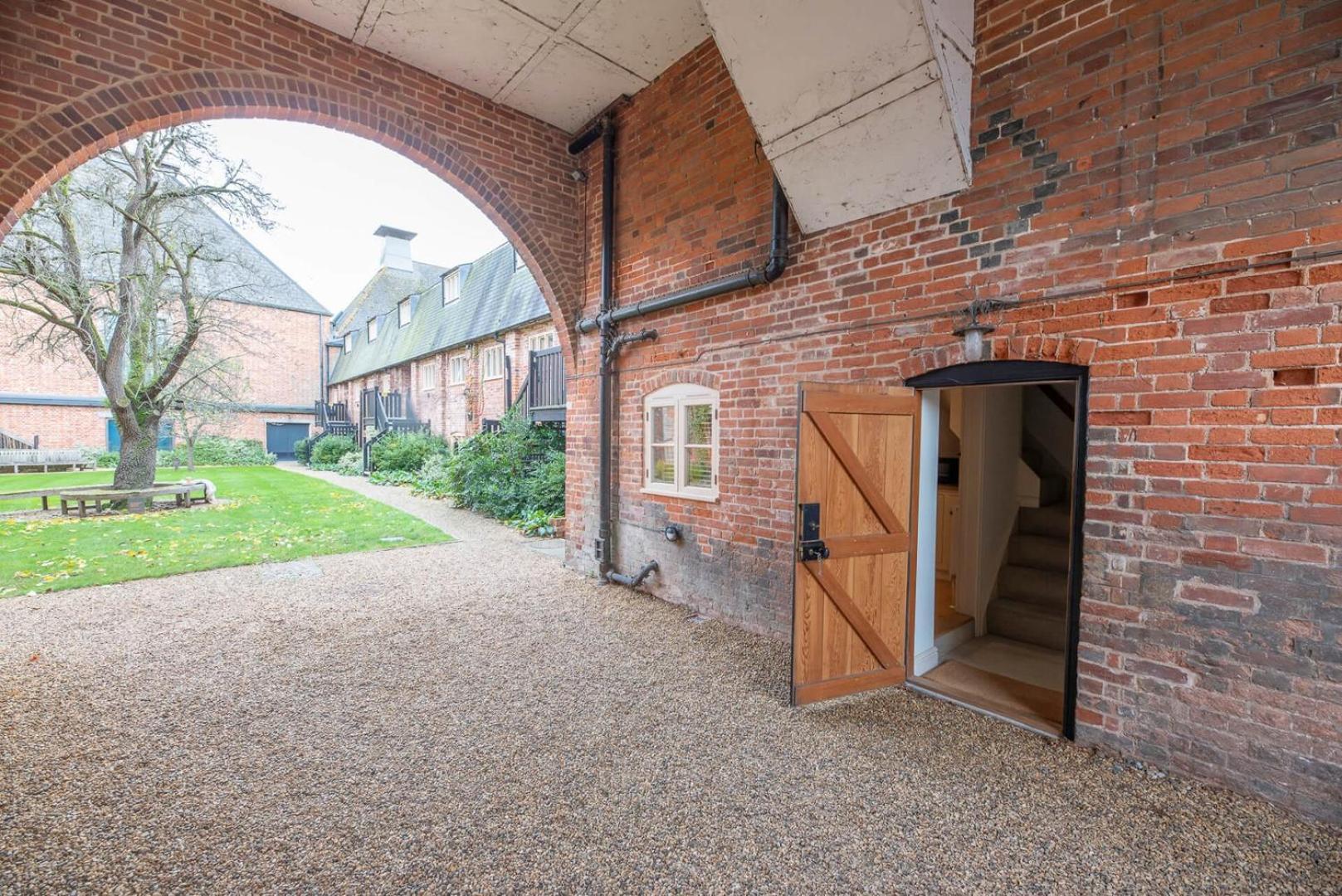 Отель Kiln House, Snape Maltings Экстерьер фото